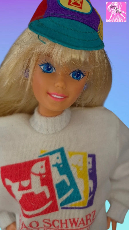 🛍️✨ 1994 Shopping Spree FAO Schwarz Barbie | 90s Collector Doll | Retro Sweatshirt &amp; Cap Look ✨🛍️