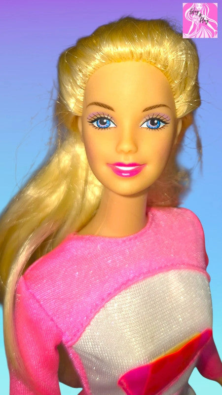 📸✨ 2000 Picture Pockets Barbie | Neon Pink Outfit | Vintage Millennium Collection ✨📸