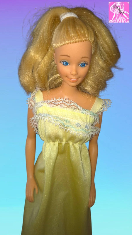 🌙✨ 1980s My First Barbie in Original 80s Night Dress | Bedtime Nostalgia | Vintage Sleepwear ✨🌙