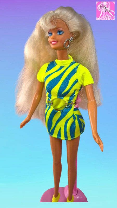 💃✨ 1997 Moovin' Groovin' Barbie | Dance Floor Diva | 90s Rhythm Queen ✨💃