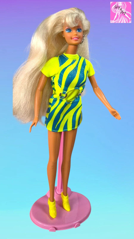 💃✨ 1997 Moovin' Groovin' Barbie | Dance Floor Diva | 90s Rhythm Queen ✨💃