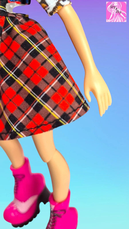 Hello my name is jade Bratz doll