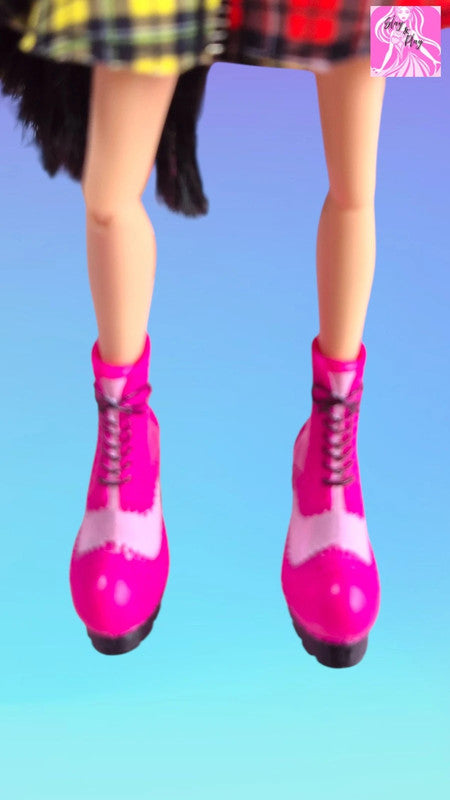 Hello my name is jade Bratz doll