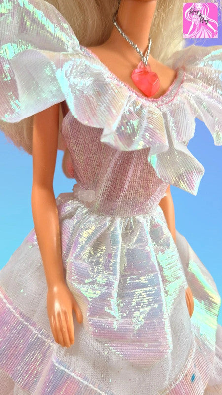1992 Secret Hearts Barbie – Colour-Changing Magic