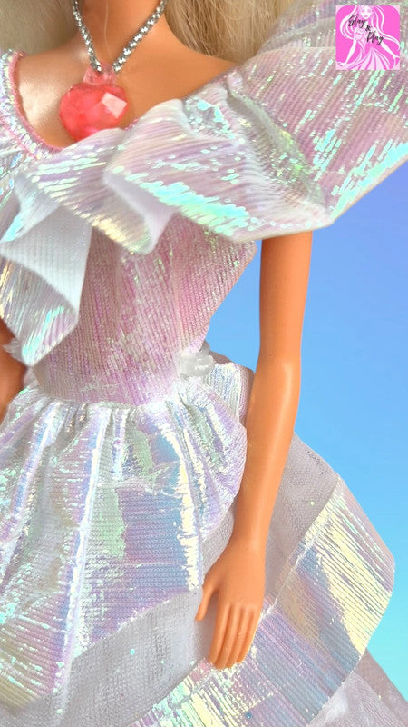 1992 Secret Hearts Barbie – Colour-Changing Magic