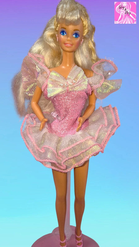 1991 pretty surprise Barbie