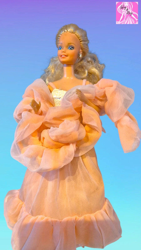 1984 Peaches and cream barbie