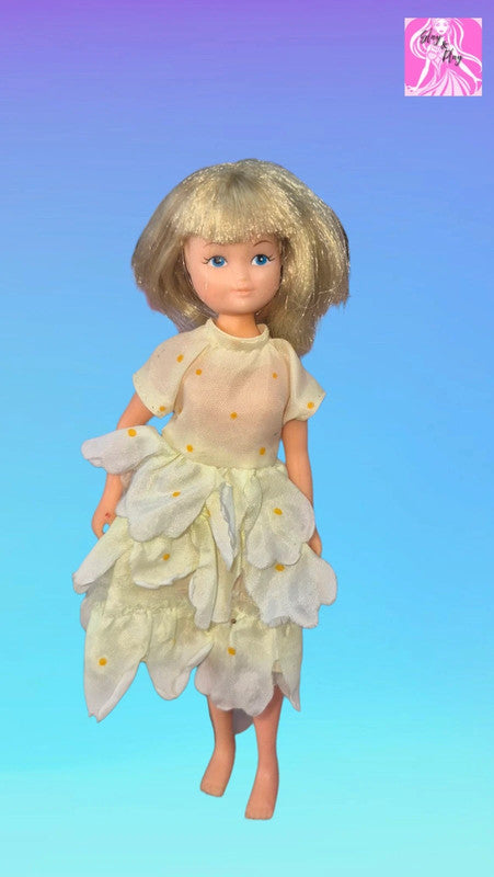 Hornby Flower Fairies Guelder Rose character Doll 1983/84 - Vintage Collectible