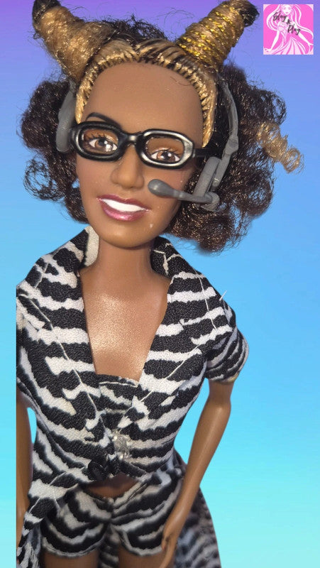 Vintage 1998 Scary Spice Spice Girls On Tour Doll Mel B Collectible