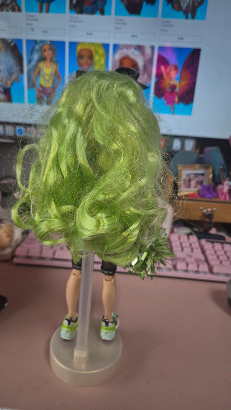 Rainbow High Cheer Fashion Doll Jade Hunter Green Themed With Pom Poms