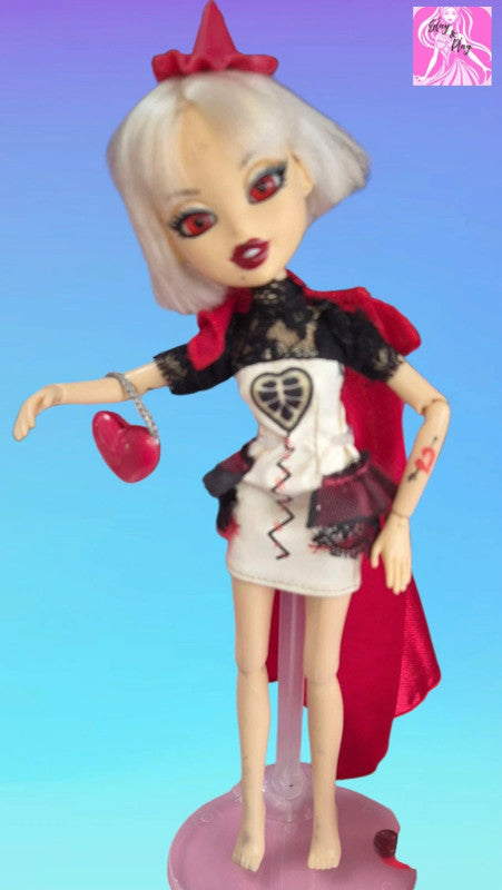 Bratzillaz Jade J'Jadore 28cm Cool Fashion Doll-No boots