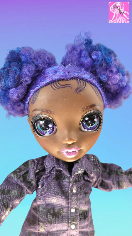 Rainbow High Junior Krystal Bailey Doll - Stunning Purple Curls - Excellent Condition