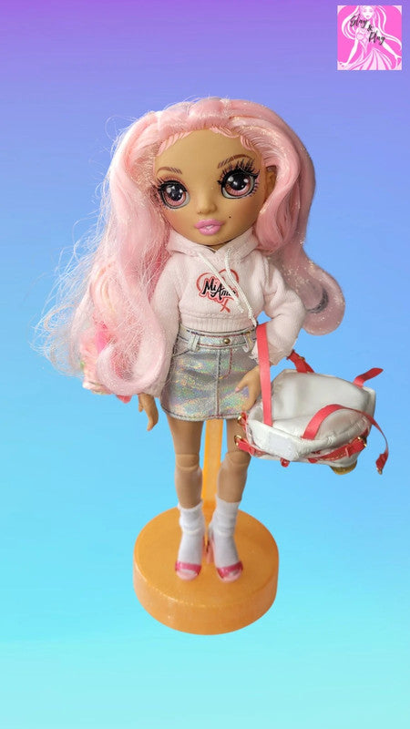 Rainbow High Junior Kia Hart Fashion Doll