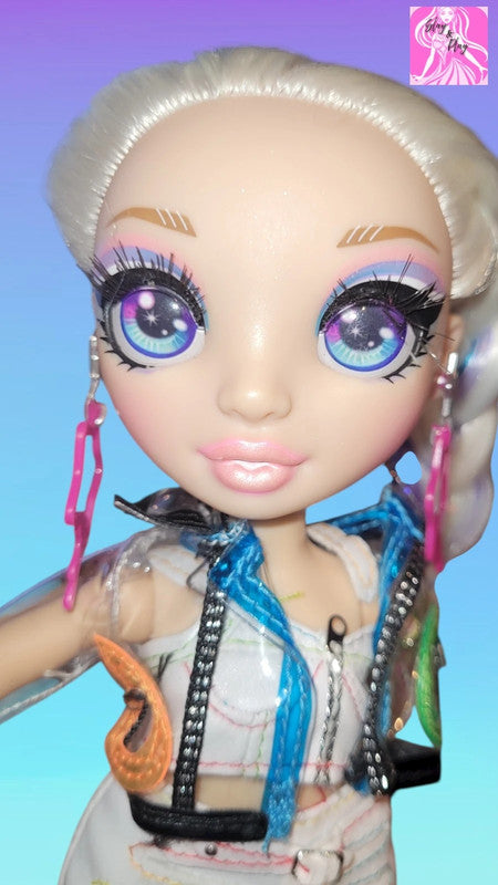 LOL Surprise Rainbow High Amaya Raine Rainbow Sparkle Hair 11" Articulated Doll