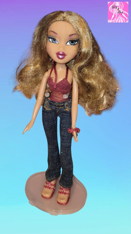 Bratz Step Out Yasmin Doll 👠✨