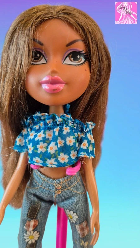 2015 Hello My Name Is Yasmin Bratz Doll | Name Tag Fashion | Meet & Greet Style
