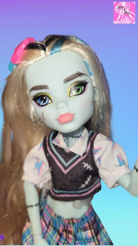 Monster High Frankie Stein | Electrifying Icon | Ghoul Power | Monster High Doll