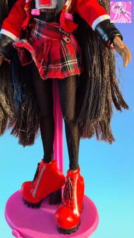 2015 Bratz Study Abroad Sasha | Travel Fashion Doll | Global Style Adventure