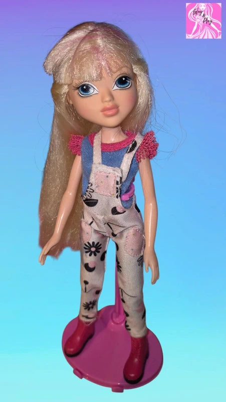 2009 Moxie Girlz Avery Creative Me Doll | Original Release | Rare Y2K Fashion Doll
