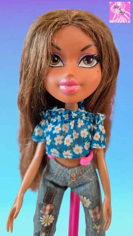 2015 Hello My Name Is Yasmin Bratz Doll | Name Tag Fashion | Meet & Greet Style